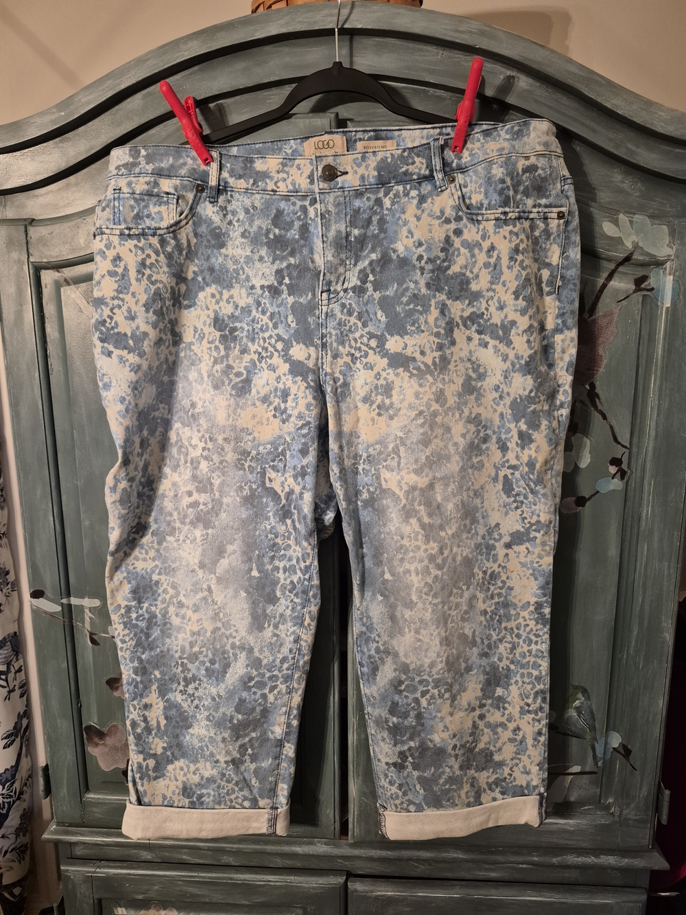 LOGO by Lori Goldstein Blue Tie-Dye Ankle Crop Jeans
